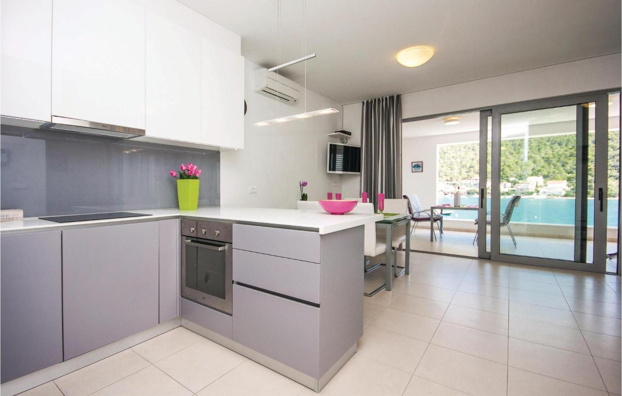 Stunning Apartment In Grebastica With Kitchen Экстерьер фото
