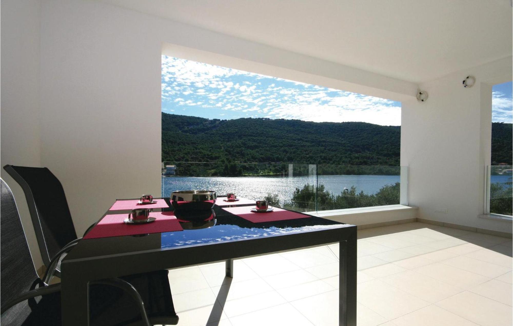 Stunning Apartment In Grebastica With Kitchen Экстерьер фото