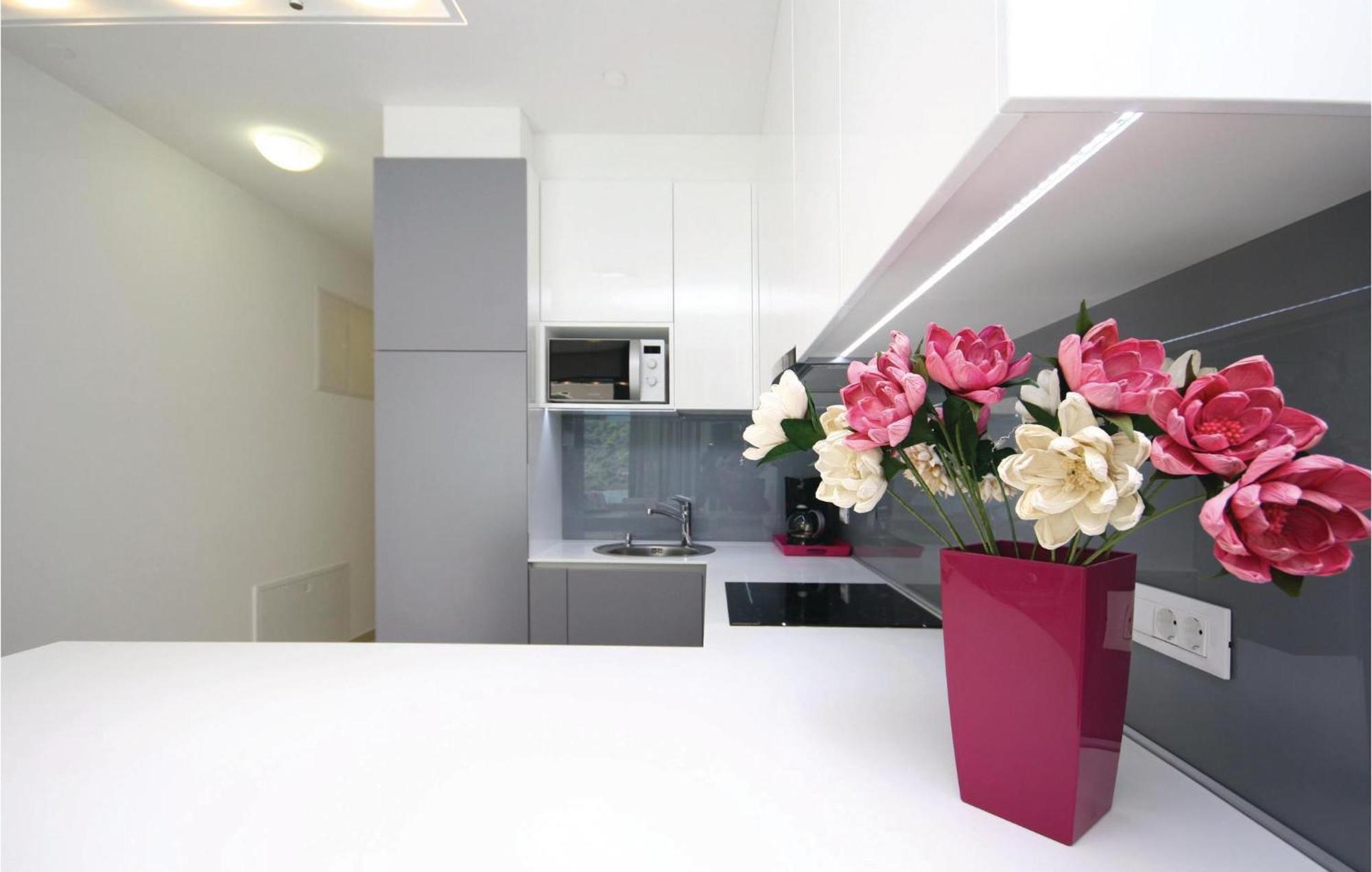 Stunning Apartment In Grebastica With Kitchen Экстерьер фото