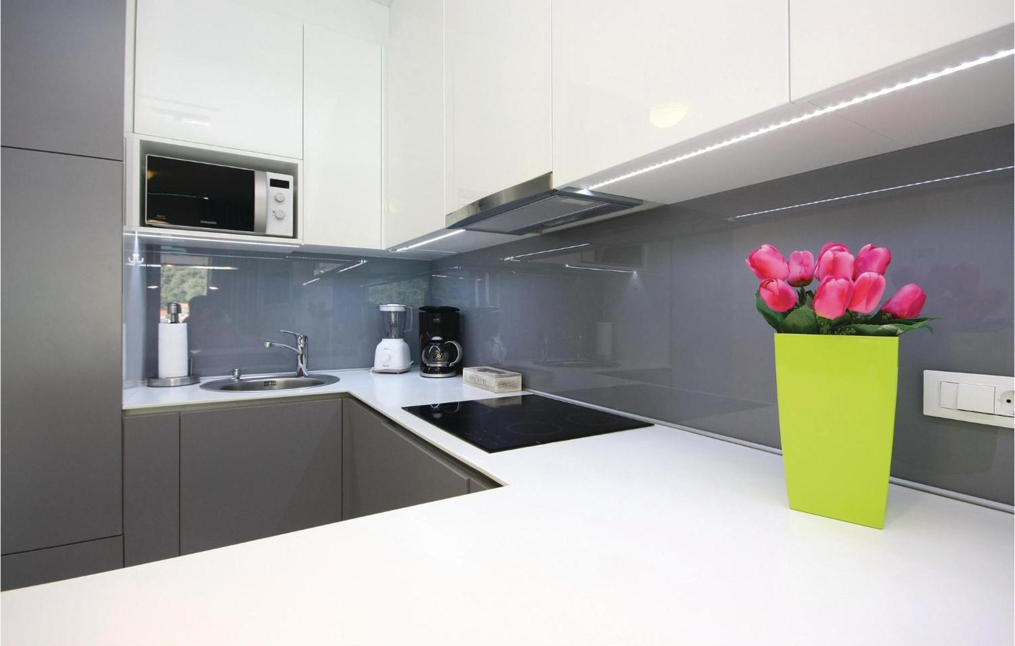 Stunning Apartment In Grebastica With Kitchen Экстерьер фото